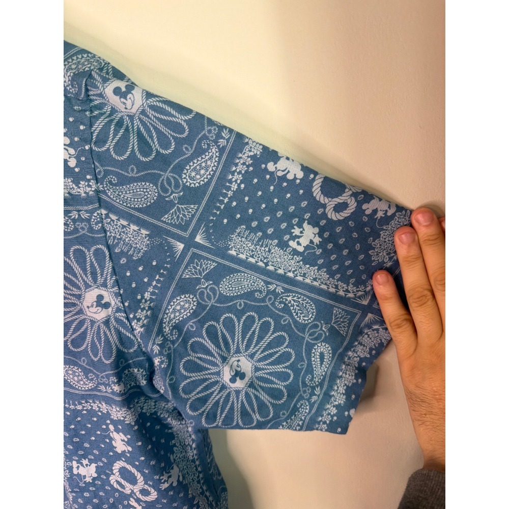 Uniqlo Disney Magic For All Blue Bandana Mickey Mouse Print Linen Blend Shirt M - Picture 3 of 6